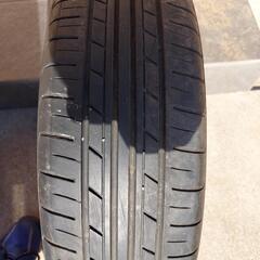 タイヤ一本の画像