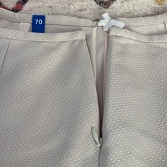 薄ピンクフレアスカート　の画像