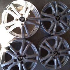新品スタッドレスタイヤ！グッドイヤーアイスナビ8 155/65r14とブリヂストン製 中古アルミセットの画像