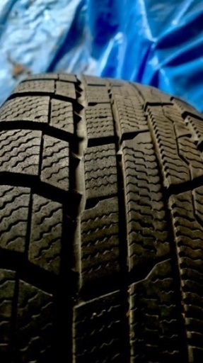 冬タイヤ　4本　　 TOYO  新古品　美品155/65R 14