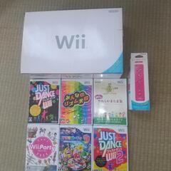 値下げしました。任天堂Wii 本体+リモコンプラス２個、おまけソ...