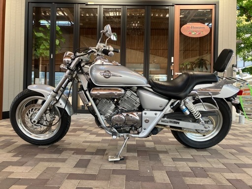 値下げ❗️HONDA！マグナ250 MC29 シルバー　オールペイント動画あり 実動 Vツイン 車高調　消耗品交換