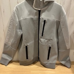 ARMANI EXCHANGE アルマーニ　パーカー