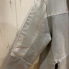 ARMANI EXCHANGE アルマーニ　パーカーの画像