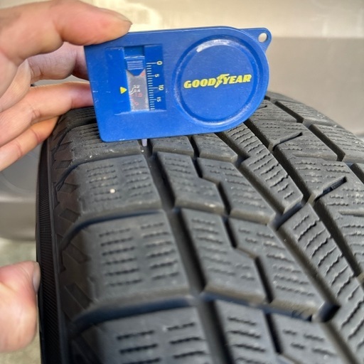 【取引完了】美品　アクア　2021年　製造　スタッドレスタイヤ　ヨコハマ　アイスガード　ＩＣＥ　ＧＵＡＲＤ　185/65R15 YOK
