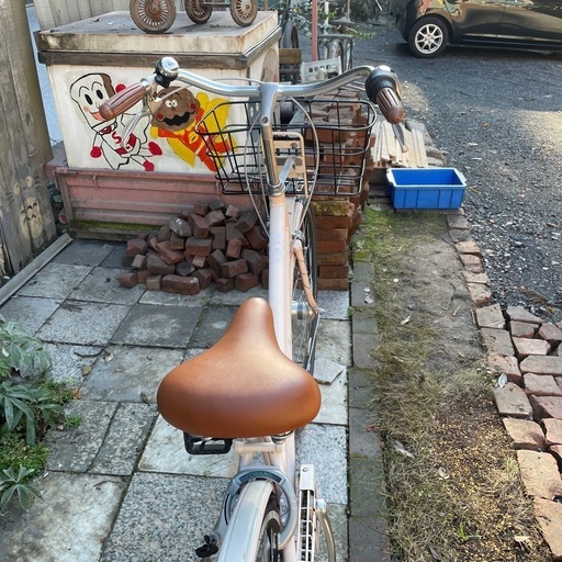 【4761】シティ　ブリヂストン　グランベル　8,300円（防犯・税込）