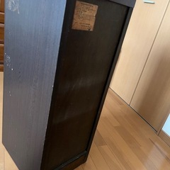 小さいタンスの画像