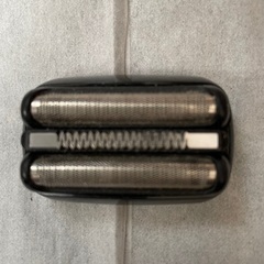 値下げ　ブラウン 電気シェーバー シリーズ3 310s 充電器+ブラシ+網刃保護キャップ付きの画像