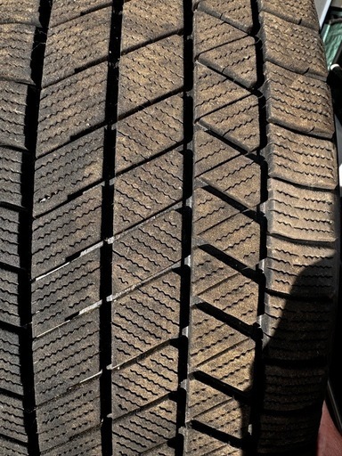 週末限定値下げ！スタッドレスタイヤ⭐︎ブリヂストン VRX3 195/65R15
