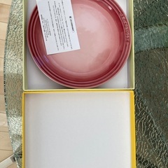 ル・クルーゼ　プレート2枚　19センチの画像