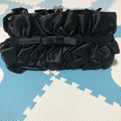 【セオリア】チェーン　がまぐち　ブラック　フリル　パーティバックの画像