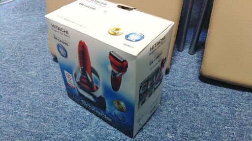 HITACHI　シェーバー　レッド