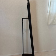 ニトリ　ハンガーラック付きスタンドミラーの画像