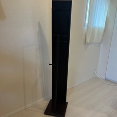 ニトリ　ハンガーラック付きスタンドミラーの画像