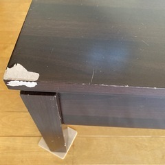 昇降テーブルの画像
