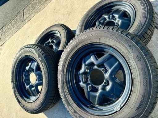 ジムニー　スタッドレスタイヤ　ホイール