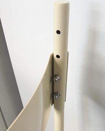 タチイス T-ASB01 幅39 奥行61 高さ99.4cm スチール製 アイボリー スタンディングチェア  tatiisu  札幌市 白石区 東札幌