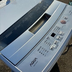 良品 AQUA アクア 4.5㎏ 全自動洗濯機 AQW-S4M 2022年製の画像