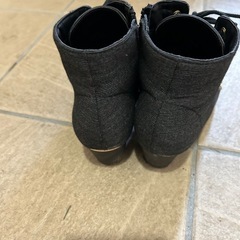 女の子のブーツの画像