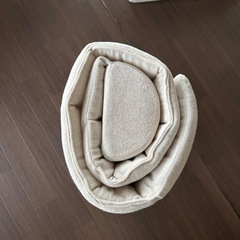 ニトリ　クッション　枕付きの画像
