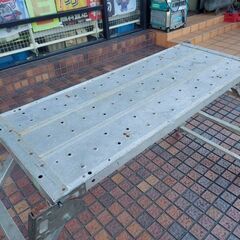 長谷川工業 DUK-15SX 可搬式作業台①【市川行徳店】【店頭取引限定】【中古】管理番号：ITN2PF03VDB4の画像
