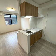 💞初月賃料無料✨敷金ゼロ、礼金ゼロ、仲介手数料ゼロ✨二人入居可💞ルームシェア可💞浴室乾燥機、ミラブルシャワーヘッド付き🎵陽当り良好な１LDK✨ − 神奈川県