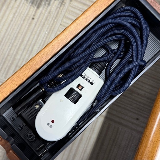 【美品‼️】ユアサ 120cm幅家具調コタツ カジュアルこたつ コントローラー付き 長方形 木製ブラウン♪
