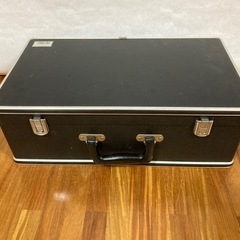 カラオケテープ&ケース（あげます）の画像