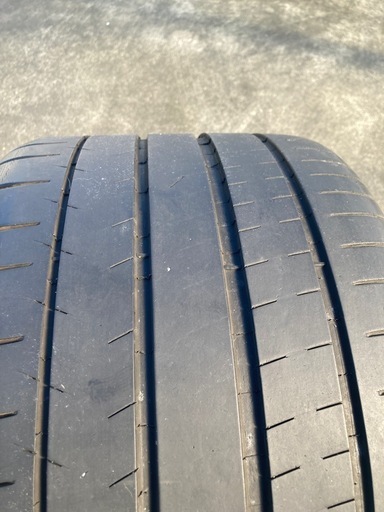 送料込み！ミシュラン パイロットスーパースポーツ325/25ZR20