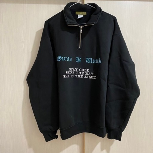 【即完品、人気】　Suns B Blank ハーフジップ