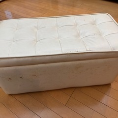 お譲りします、DIYできるかな？収納付き2人がけチェアー