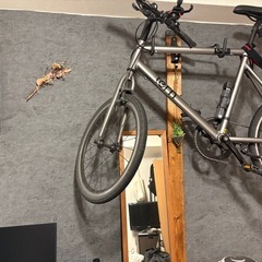 バイクハンガー付き 木材 2×4 ツーバイフォー ラブリコ付き