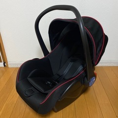 チャイルドシート　MUM'S CARRY