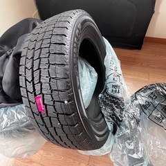 【Dunlop 冬タイヤ 未使用品】 205/60R16