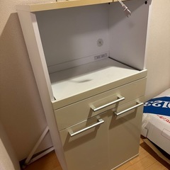 食器棚