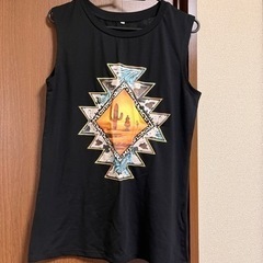 夏服・黒ノースリーブ