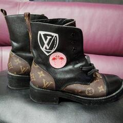 ルイヴィトンブーツの画像
