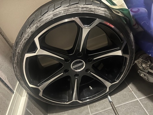 ESSEX   ハイエース  19インチ廃盤