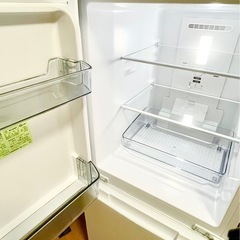 2022年製　152L 2ドア冷蔵庫 シャープ SJ-D15H-Wの画像