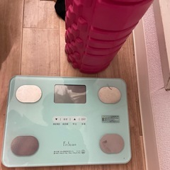 体重計　筋膜ローラー　ダイエット