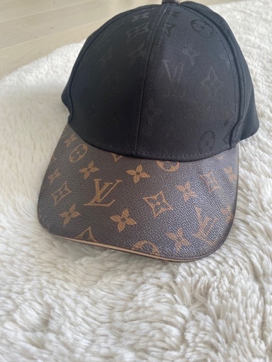 引き取り先決まりましたSALEルイヴィトン キャップ　並行輸入品