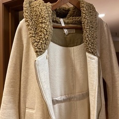 （決まりました）レディース　trois コートの画像