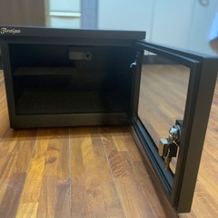 Canon一眼レフカメラ　レンズ　防湿庫セットの画像