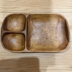 食器　プレートの画像