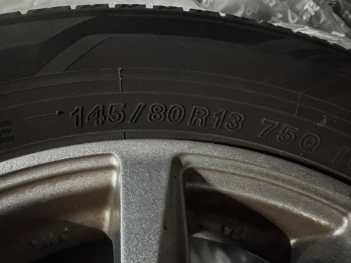 値下げ‼️22年製軽自動車スタッドレスICEGUARD13インチ