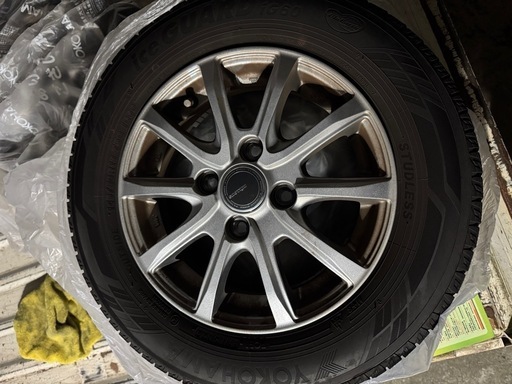 値下げ‼️22年製軽自動車スタッドレスICEGUARD13インチ