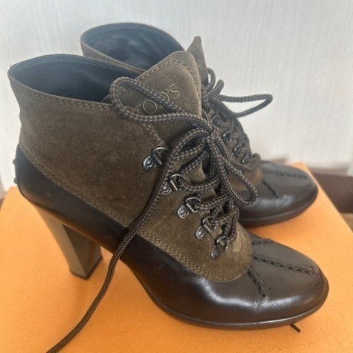 TOD'S ショートブーツ 23.5cm