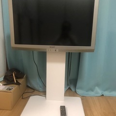 テレビとテレビスタンドをセットで。