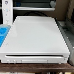 【取引成立】中古wii本体　ソフト5本セット　HDMIコンバータ...