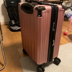 キャリーケースの画像